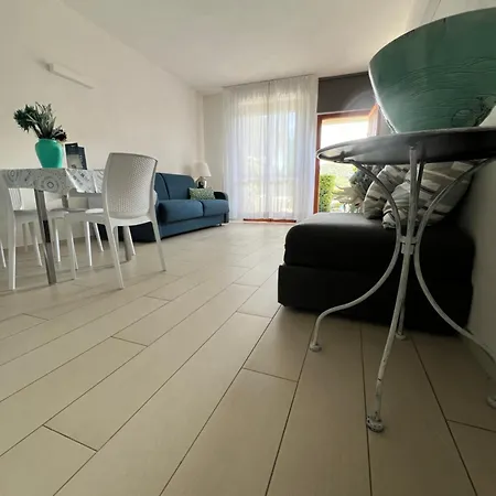 Aviotel 3* מרינה די קמפו